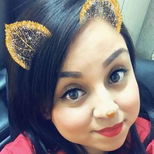 Meet your Posher, Abigail